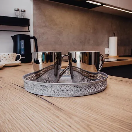 Jbhotels Prestige By The River Apartament 3*